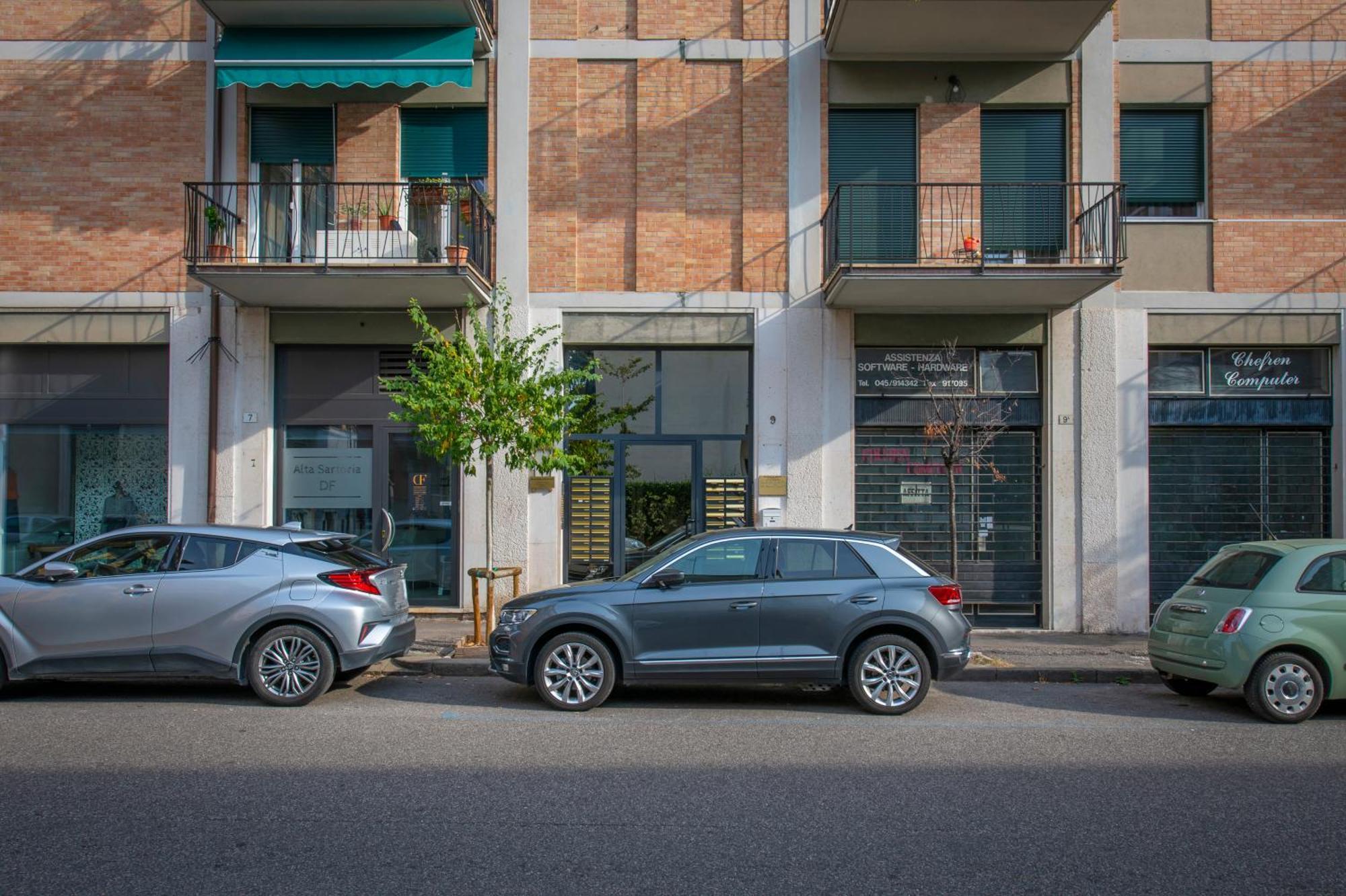 Borgo Trento Home, Incantevole Appartamento Verona Buitenkant foto