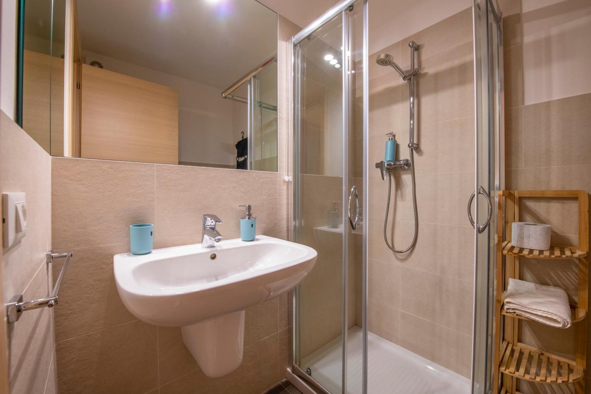 Borgo Trento Home, Incantevole Appartamento Verona Buitenkant foto